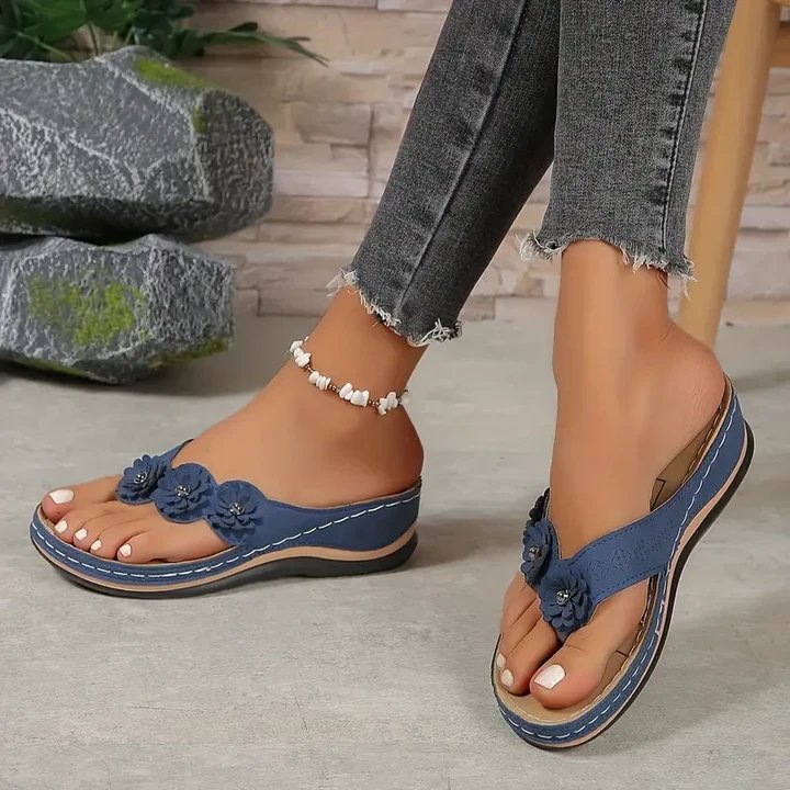 Idette™ - Women's Vintage Flower Sandals